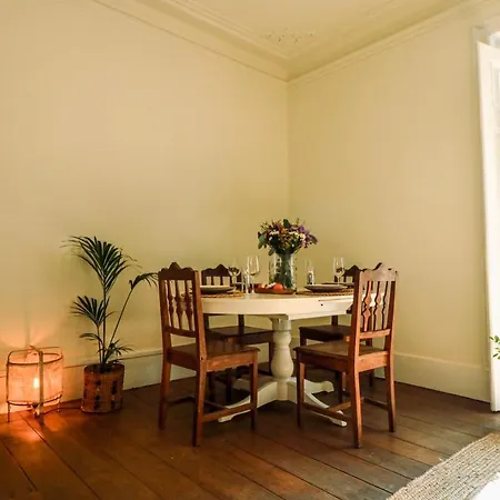 Santa Rita - Stunning Apt. Next To The Sea Apartment Estoril