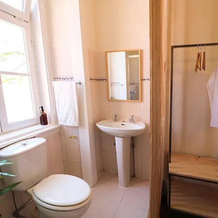 Santa Rita - Stunning Apt. Next To The Sea Estoril