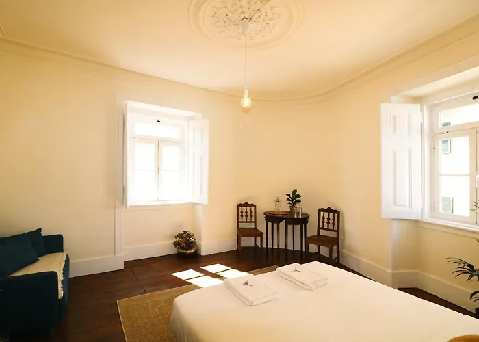 Santa Rita - Stunning Apt. Next To The Sea 埃斯托利尔