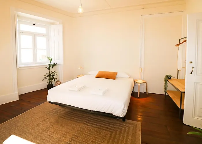 公寓 Santa Rita - Stunning Apt. Next To The Sea 埃斯托利尔